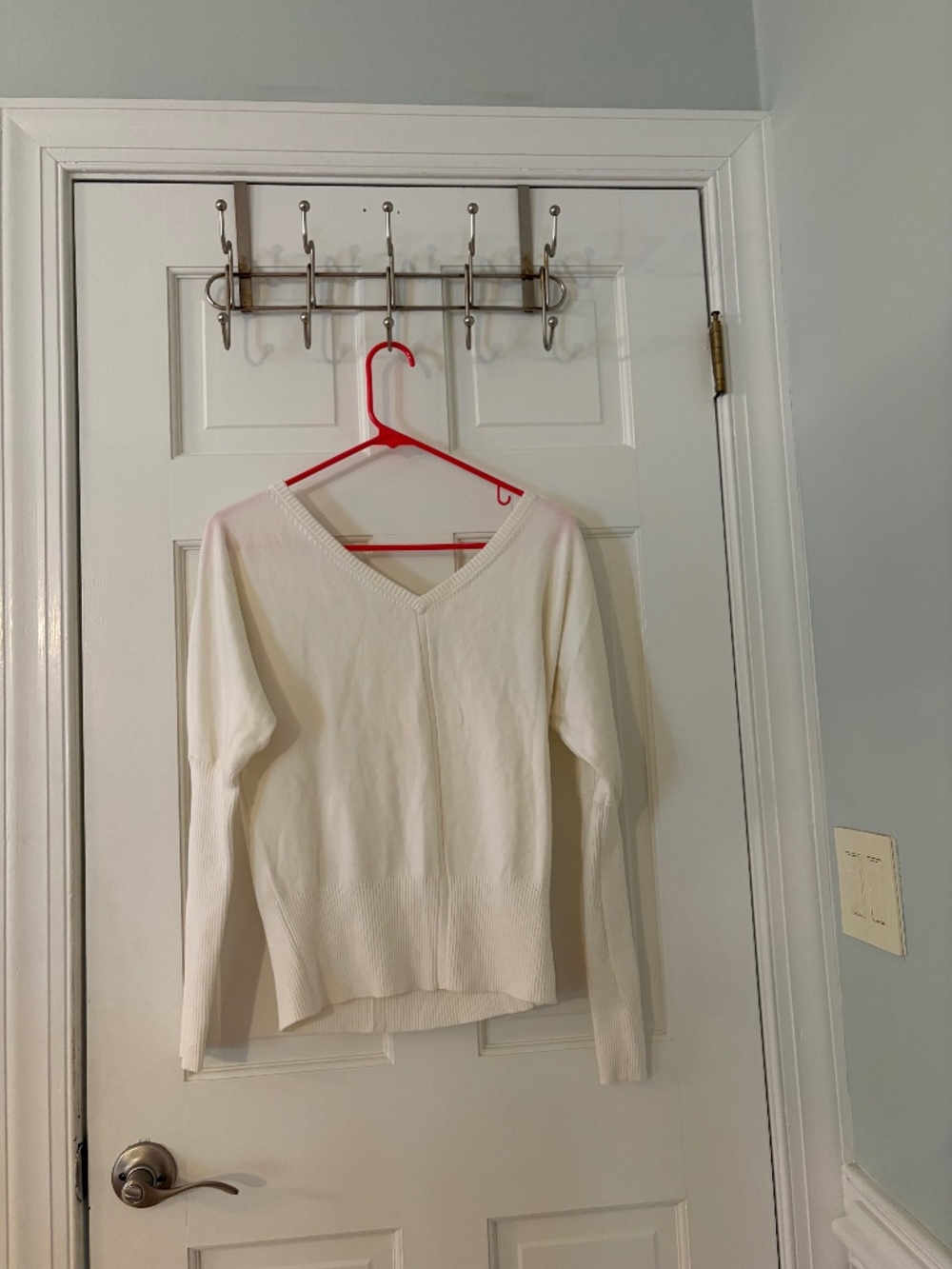 Cream White V-Neck Long Sleeve Fitted Knit Sweater